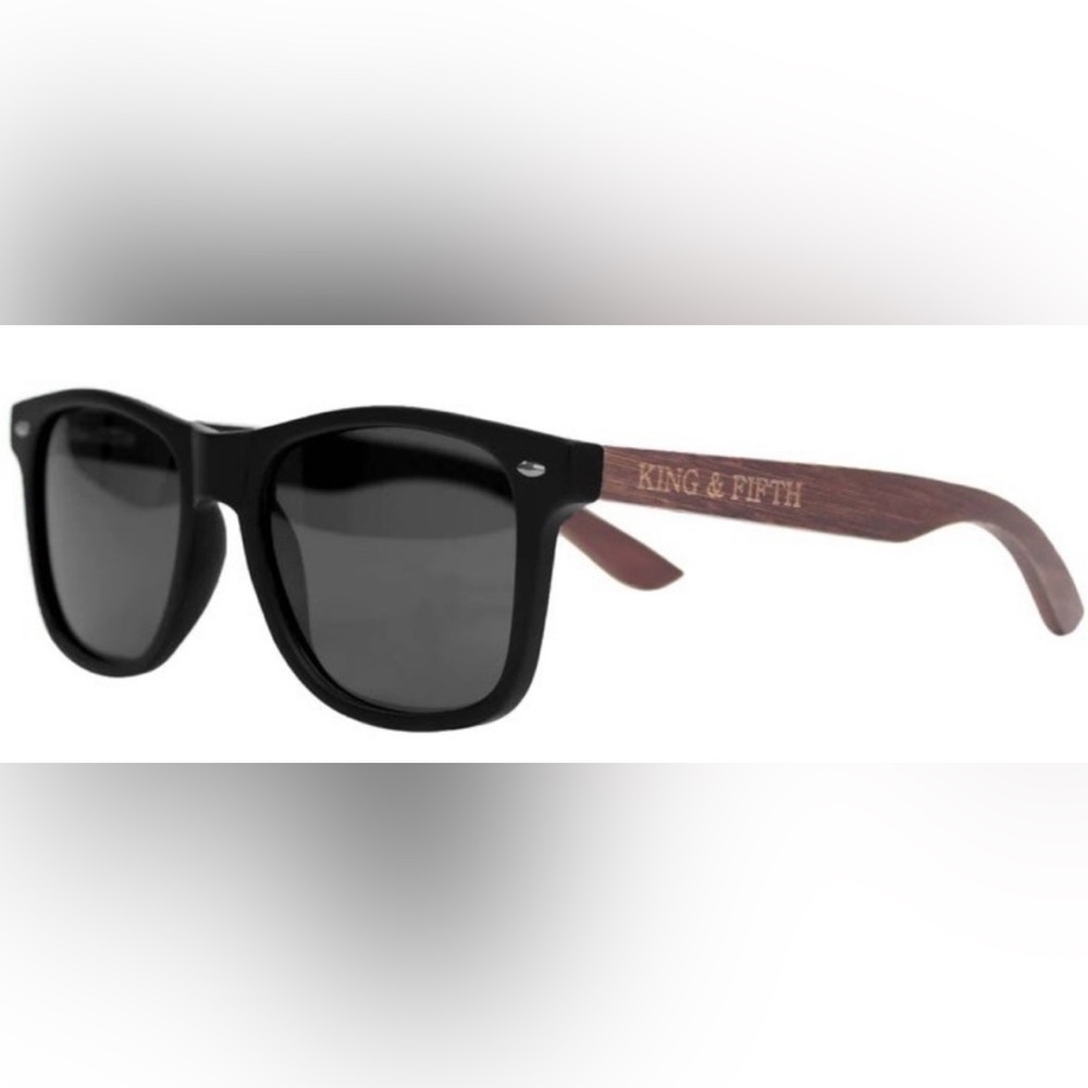 PreOwned Sold Out King & Fifth Wayfarer The Harrison 2019.